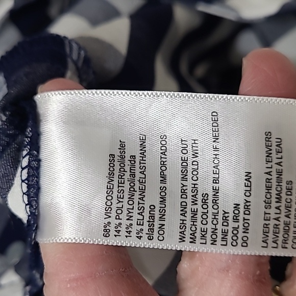 Rafaella Navy Blue & White Checkered Plaid Pullon Pants size 12 - Picture 5 of 9